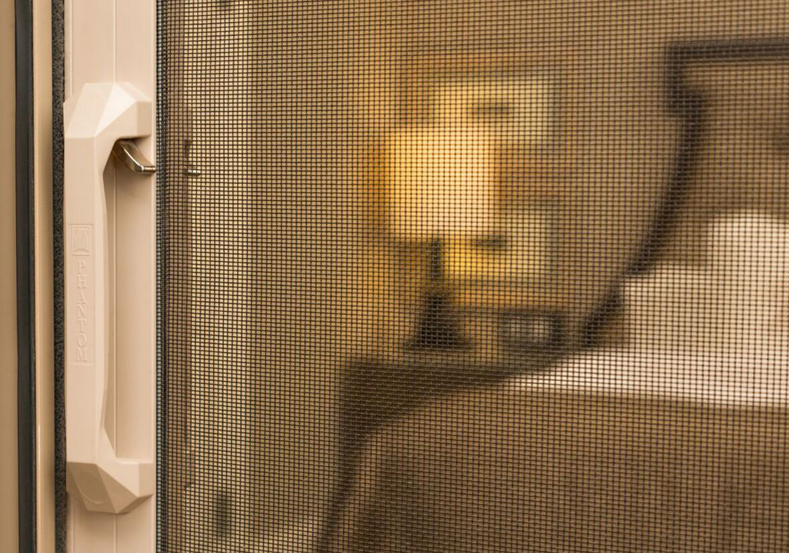 Phantom Screens